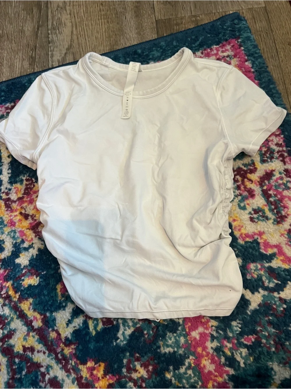 Lululemon ruched side tee size 2